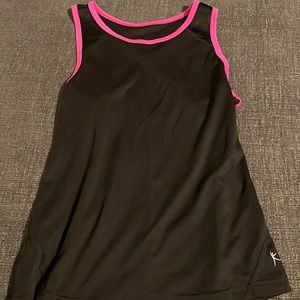 danskin now athletic top
